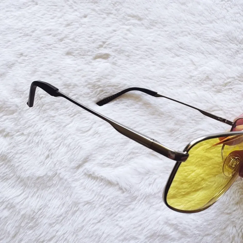 Oscar Clear Yellow w/ Silver Rim Aviator Sunglasses